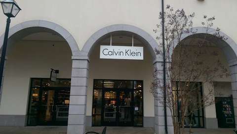 Jobs in Calvin Klein Outlet - reviews